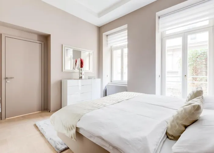 Royal Residence Apartments In The Heart Of Prague